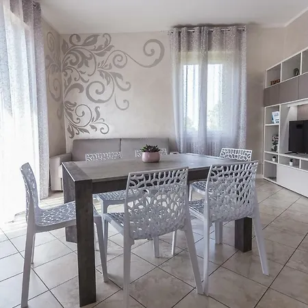 Lm House *